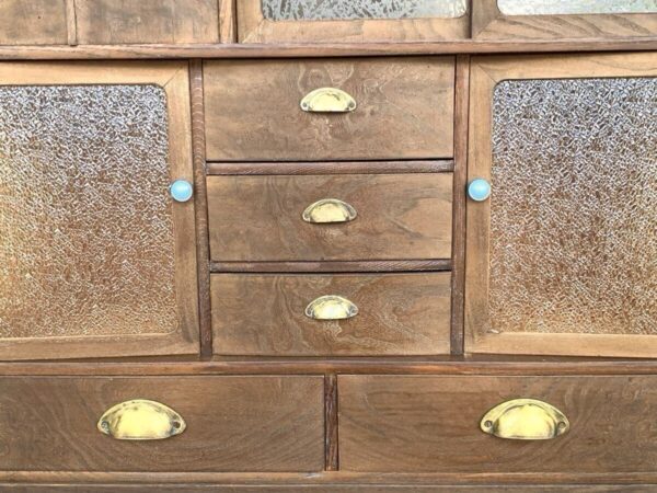 深い木味のリメイク茶箪笥