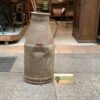 シャビーなミルク缶