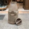 シャビーなミルク缶
