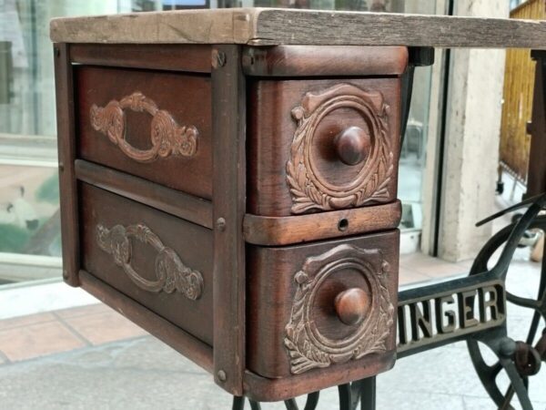 SINGERミシンテーブル