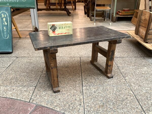習字教室で使われていた机