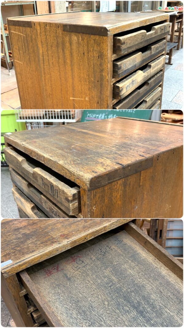 昭和初期の活版印刷工場で使われていた収納棚