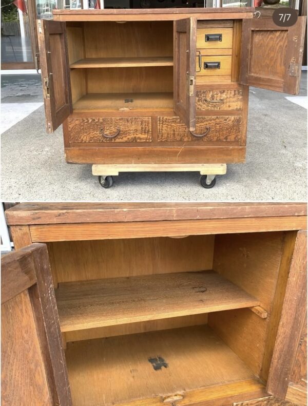 小さくてシンプルなローボード