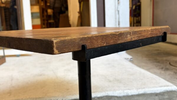 img_3137 天板がくるくる回るレトロかわいいテレビ台 机