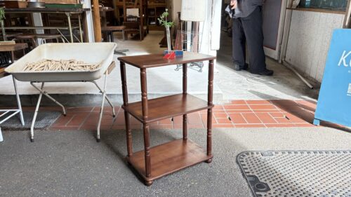 昭和レトロな飾り棚　