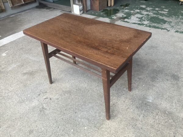 落ち着いたら木味のテーブル　古道具