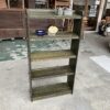 シンプルな本棚　